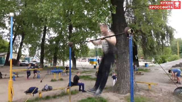 Кроссфит комплекс на уличной площадке / Зверский Кроссфит