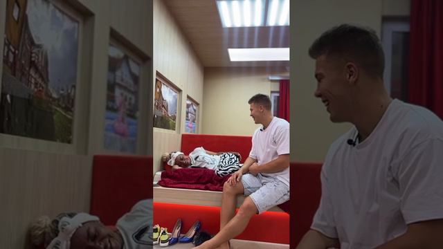 Дом 2! О Либерж - Лиза Полыгалова выложила