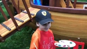 Лиза и Гарри Галкины под руководством Аллы Пугачевой рисуют на природе