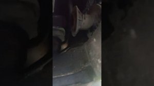 Как снять передний левый привод на Мерседес Бенц 280 Е класс 1998 года в 210 кузове полный привод!!