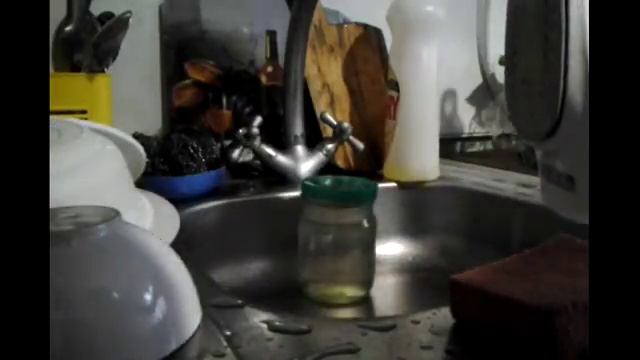 Очистка утюга PHILIPS от накипи, лимонной кислотой. смотреть онлайн