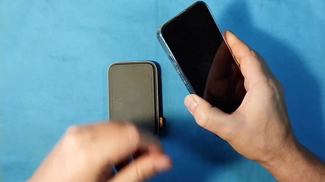 Магнитный Power Bank XTORM FS 400 на 5000 mAh. Недорогая и альтернатива Apple MagSafe Battery Pack. смотреть онлайн