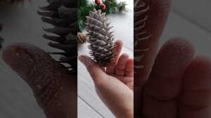 Искусственный снег для декора спрей в баллончике 250 мл белый, золотой, украшения Новый год 2022