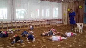Музыкальное занятие ясли Кошечка в гостях у ребят
