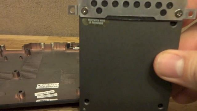 Medion Netbook SSD Einbau  Aufbereitung - TheAskarum