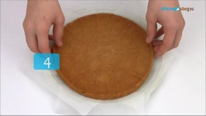 Как покрыть торт глазурью.