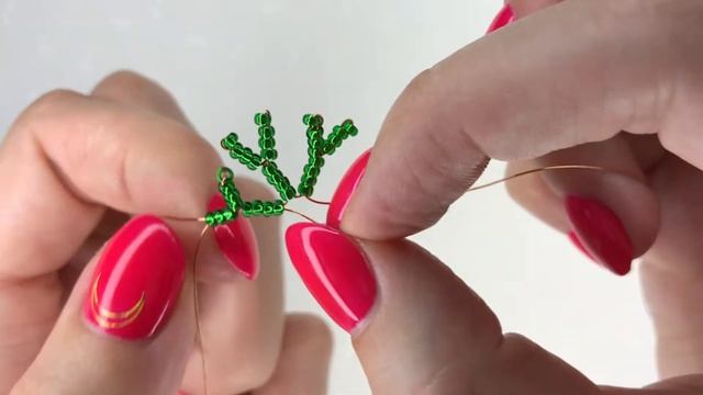 Как сплести Морковку из бисера? Объемная фигурка в технике параллельное плетение