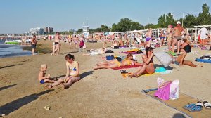 Анапа в сентябре. Обстановка на городском пляже