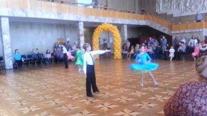 Спортивные бальные танцы, соревнование 4 танца