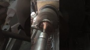Ручная ротационная вытяжка металла.