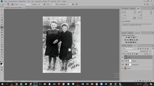 Уроки Photoshop. Быстро убрать желтизну с фото.