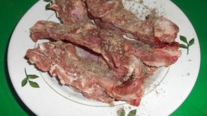 Свиные ребра на мангале