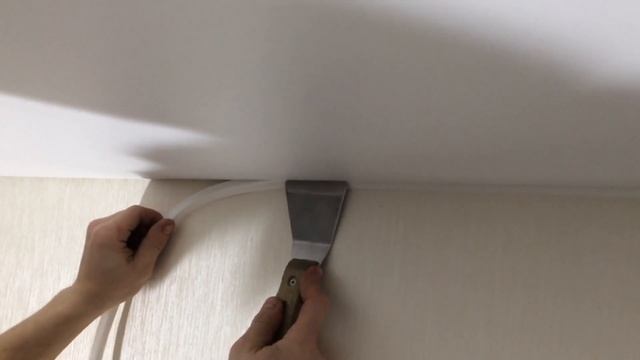 Установка пристенного уголка