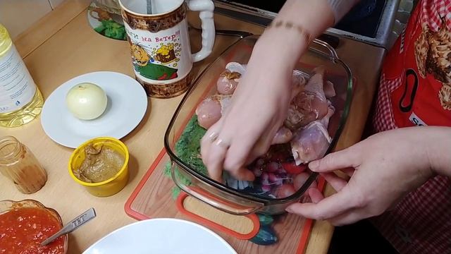 #7 Вкуснейшая КУРИЦА в духовке с ДОМАШНЕЙ АДЖИКОЙ #курицавсоусе #курицавдуховке #курицарецепт #ножк
