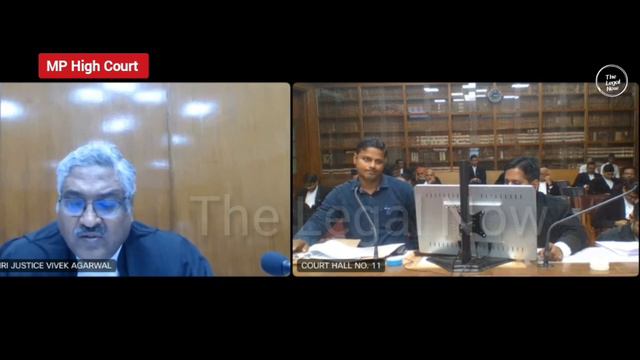 MP Patwari Exam Scam. Great Argument by young Man.
