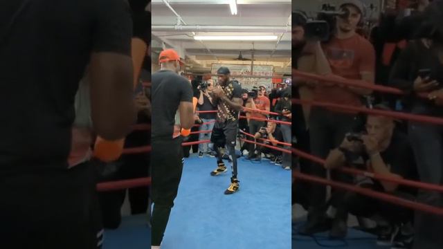 Awesome!! Deontay Wilder working hard with his trainer Malik Scott!!