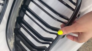 Меняем решетки радиатора на bmw e60