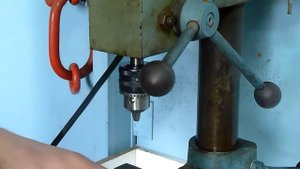 Небольшой апгрейд сверлильного станка 2СС1М / A small upgrade drill mashine 2SS1M