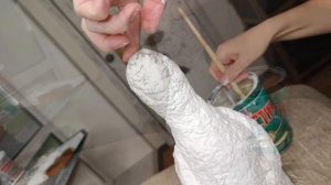 Снеговик на стеклянной бутылке | папье-маше | декор под ёлку