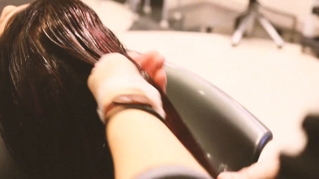 Colorful Hair от L'Oréal Professionnel в салоне красоты "Posolstvo" смотреть онлайн