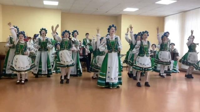 Образцовый ансамбль народной музыки и песни «Красачкi» - «Жыў дудар у нашай вёсцы» смотреть онлайн