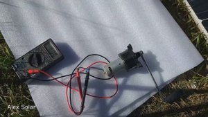 Ручной генератор напряжения 12 вольт или гибкая солнечная панель батарея 100 ватт. Что выбрать.