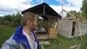 Устанавливаем новые стропила для бани из монолитного арболита