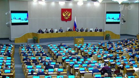 Госдума в третьем чтении приняла законопроект о конфискации имущества за фейки о ВС РФ