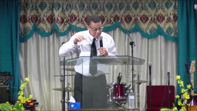 Antes que la lámpara de Dios se apague / Rev. Felipe Spriger /16/06/2022 смотреть онлайн