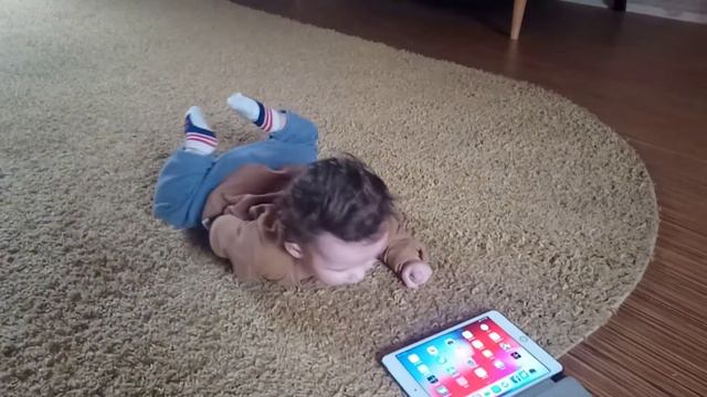 Платоша пополз! смотреть онлайн