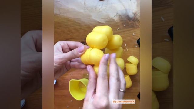 Погремушки из киндеров смотреть онлайн