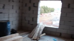 Строительство дома с "нуля". Подшиваем потолок. Не хватает материала...