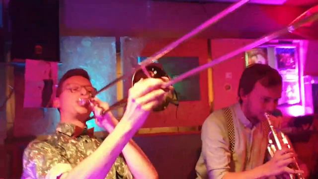Psycho and SKA Funk'L - Bumblebee (live) @ C-Keller, Weimar 02.10.2022