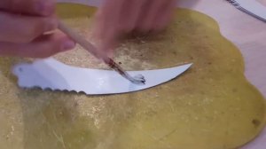 Как сделать Золотой Складной нож из картона?