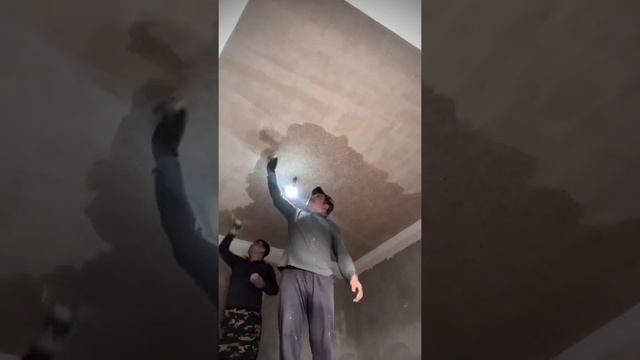 Жидкие обои на потолок