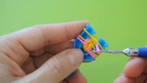 ❤Браслет из резинок. Коса Русалки. Как сплести из резиночек браслетик  Rainbow Loom №219❤