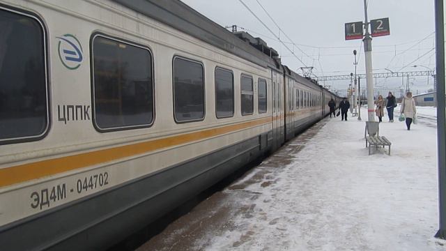 Электропоезд ЭД4М-0447 ЦППК станция Балабаново 19.01.2019 смотреть онлайн
