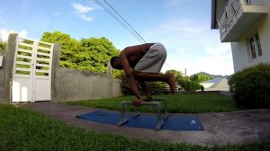 Tuck planche - Advanced tuck planche - V-sit