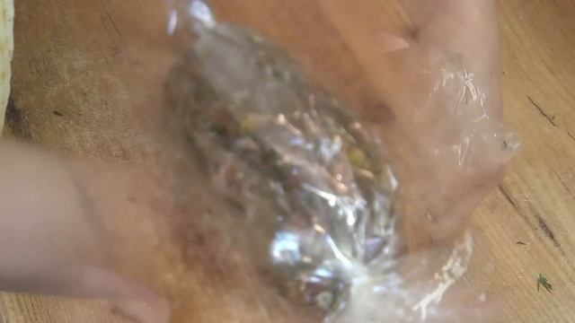 Мраморный рулет из курицы - вкусная домашняя колбаса смотреть онлайн