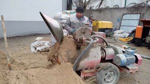 Устройство механизированной полусухой стяжки пола помощью пневмонагнетателя СО-241К-Р11