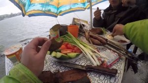 РЫБАЛКА В НЕПОГОДУ!!ЛОВЛЯ НА ФИДЕР! РЫБАЛКА НА ОБИ.