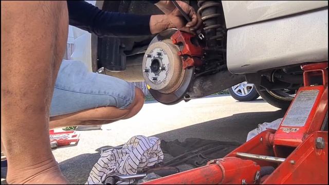 How to change Break pad of Toyota wish 2003 смотреть онлайн