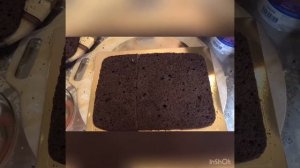 Сборка шоколадного торта с печеньем Орео и кремом чиз.