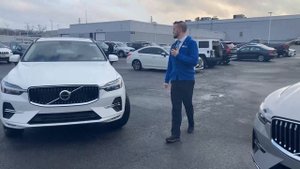 2022 Volvo XC60 Inscription vs Momentum // Whats the difference??