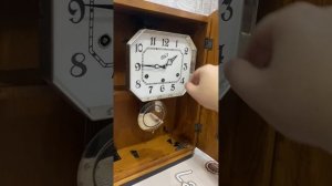 Часы ОЧЗ четвертные, с двумя мелодиями.