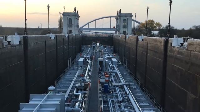 Шлюз. Волго Донской канал. Шлюзование. Gateway.