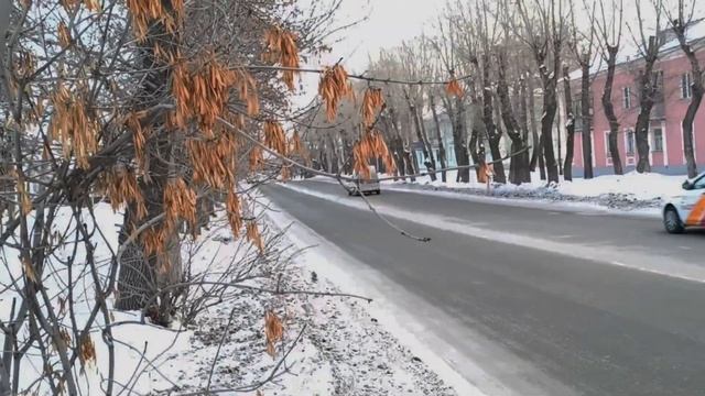 Лада Ларгус скорая помощь с сиреной/ambulance with siren wail