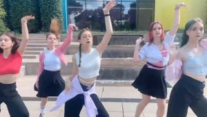 [KPOP IN PUBLIC| ONE TAKE] (G)I- DLE- 'Queencard' Dance Cover By Emerald Sky
