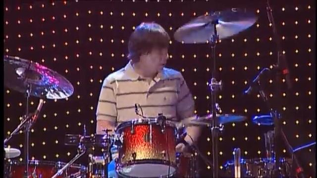 2005-04-15 - Maroon 5 - Must Get Out (Live @ TOTP) смотреть онлайн