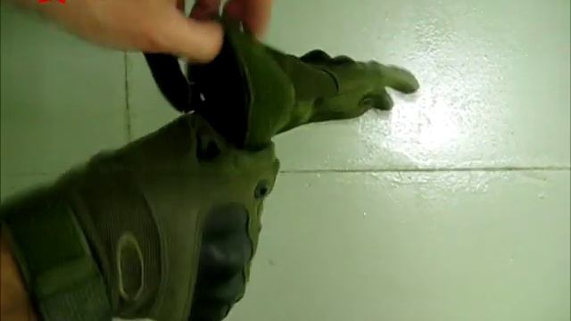 Тактические перчатки Oakley смотреть онлайн